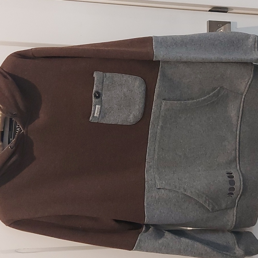 Men's long sleeved hoody